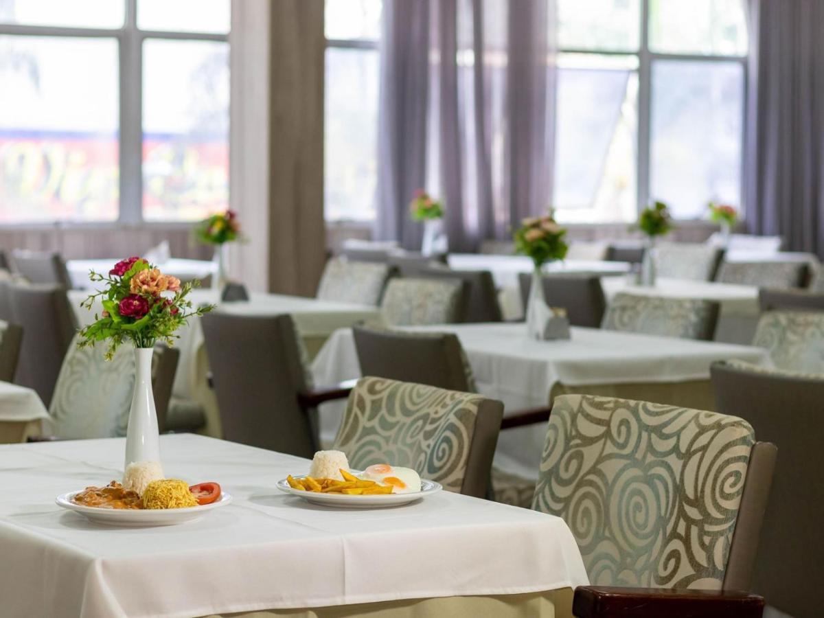 Umuarama Plaza Hotel By Castelo Itaipava Гоянія Екстер'єр фото